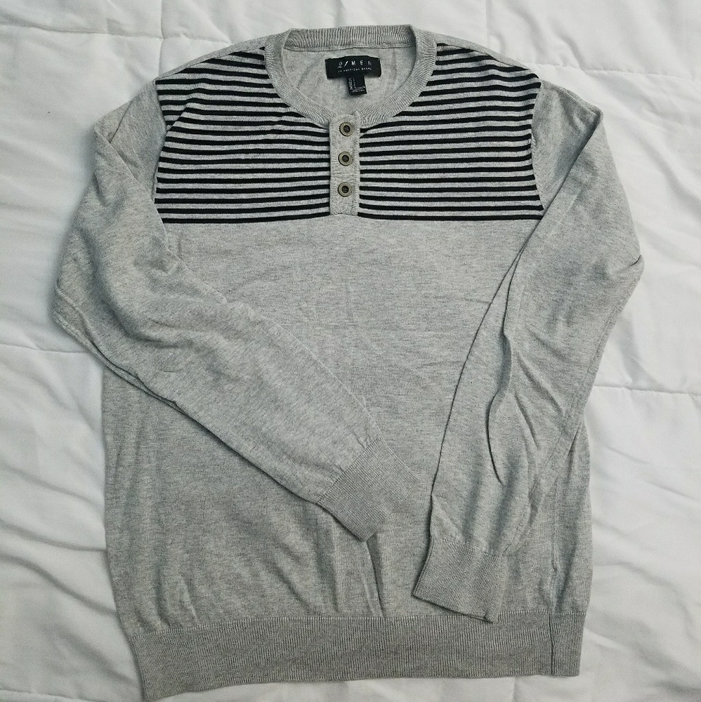Forever 21 men Henley sweatshirt